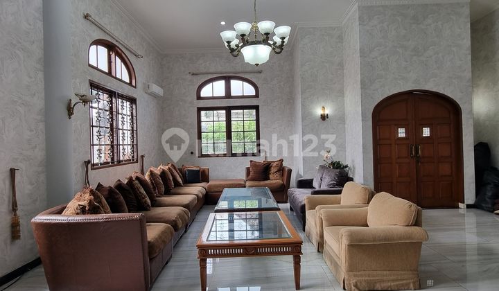 Bagus Siap Huni, Fully Furnished di Lokasi Tenang di Menteng 2