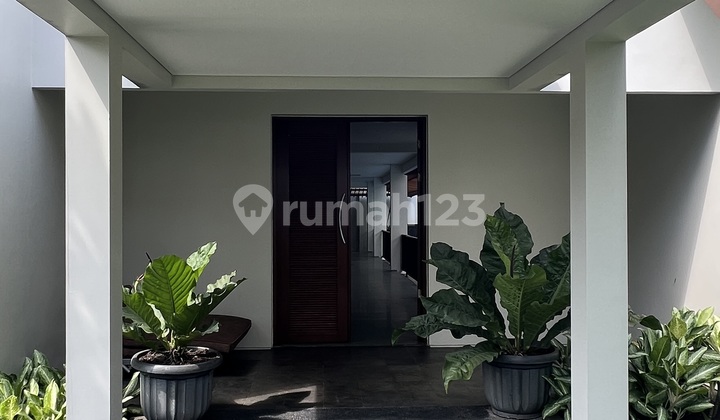 Dekat Senayan Lokasi Strategis Rumah Mewah Sewa 2 Tahun 2