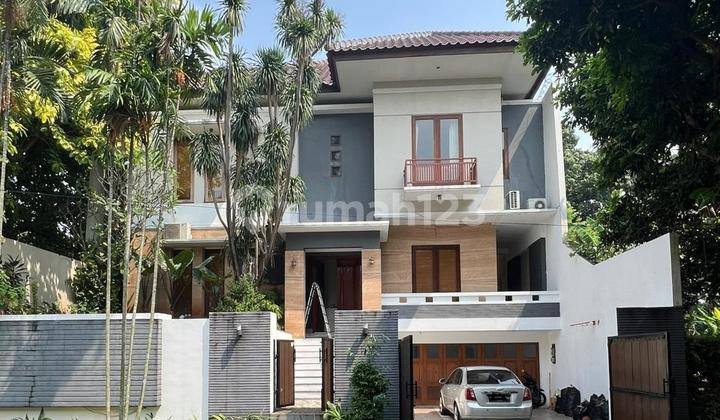 House for Rent in Pondok Indah With Swimming Pool