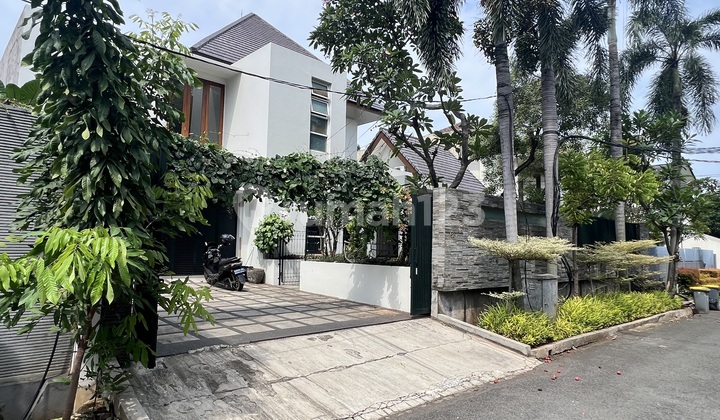 Rumah Mewah Dekat Senayan Permata Hijau