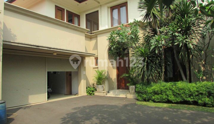 Disewakan Rumah Di Cilandak Jakarta Selatan One Gate System Dan Kolam Renang Rumah Bagus di Cilandak