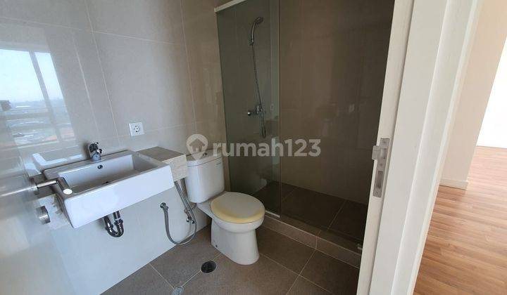 For Rent Landmark Residence Apartemen 6