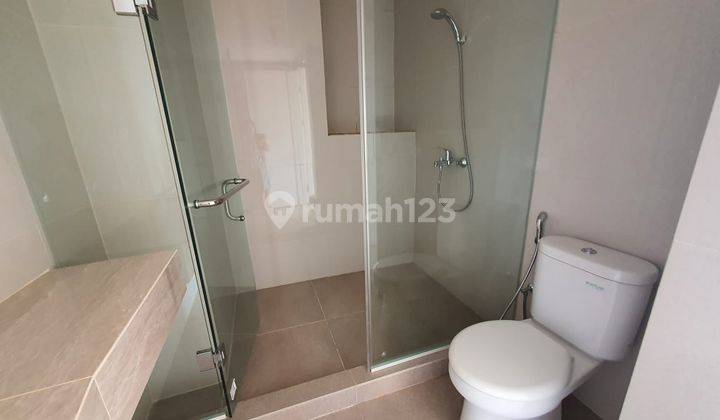 For Rent Landmark Residence Apartemen 9