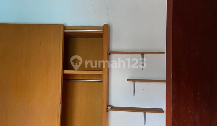 Jual Cepat Lantai 2 Semi Furnished View Kolam Renang 2