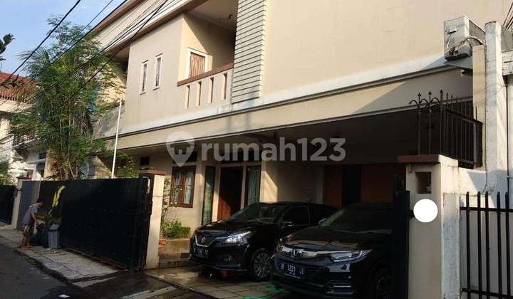 Rumah Siap Huni Masuk Komplek Area Pulo Asem, 850 meter ke Arion Mall dan Velodrome