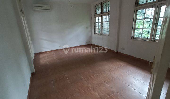 Rumah Hook Masuk Komplek Area Jln Asem, 750 M Ke Fatmawati Raya 39