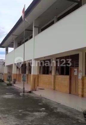 Bangunan Bekas Sekolah Pinggir Jalan Kemandoran 1