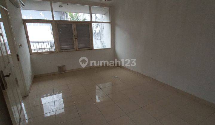 Rumah Hook Masuk Komplek Area Jln Asem, 750 M Ke Fatmawati Raya 54