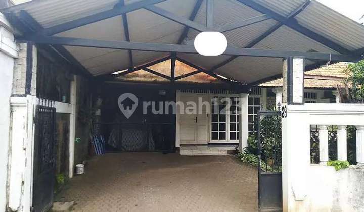 Cocok Kost-kostan, Rumah Lama Akses Mobil Masuk Gang area Mampang, 200 meter ke Jln. Mampang Prapatan Raya Cocok Kost-kostan, Rumah Lama Akses Mobil Masuk Gang area Mampang, 200 meter ke Jln. Mampang Prapatan Raya