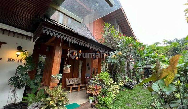 Rumah Bonus Taman Pribadi dan Hook, Area Komplek Taman Alfa Indah 2