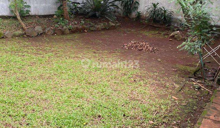 Pinggir Jalan Raya, 150 meter ke SDN Petukangan Utara 07 3