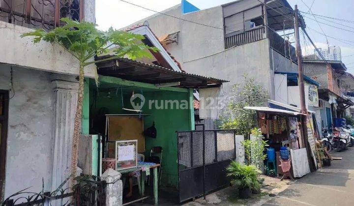 Rumah Lama, Hanya 850 Meter Ke Rsud Tanah Abang 3