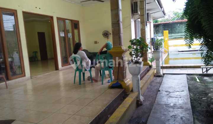 Car Access House, 200 Meters Walk to Mcd Kemang Raya