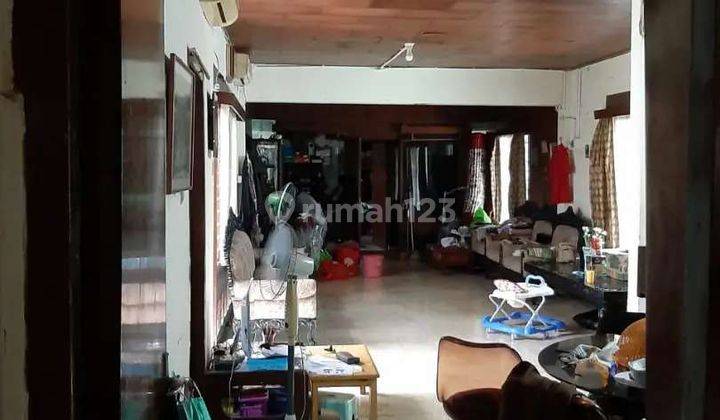 Rumah Hook Cocok Kost Kostan, 100 Meter Ke Salemba Raya, Persis Sebelah Rs Carolus 2