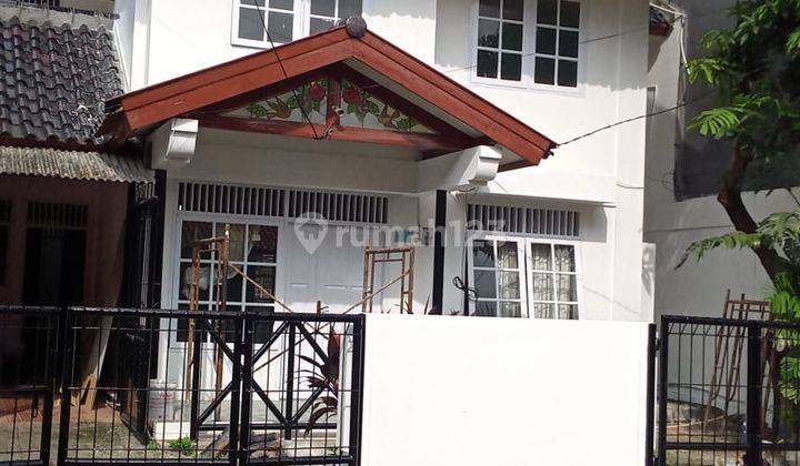 Rumah Masuk Komplek, 95 Meter Ke Jalan Raya Kebayoran Lama 2