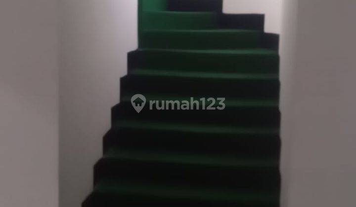 Rumah Masuk Komplek, 95 Meter Ke Jalan Raya Kebayoran Lama 7
