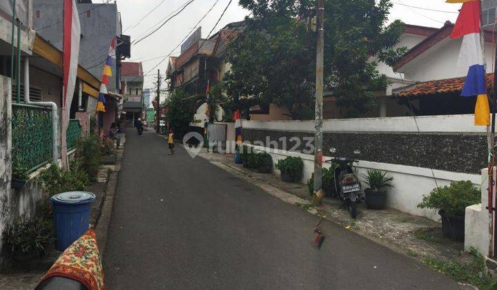Rumah Akses Mobil Area Pengadegan Barat, 150 Meter Ke Jalan Raya Utama 7