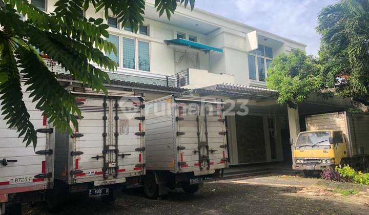 Rumah Sewa Pinggir Jalan Raya Kebon Jeruk Cocok Untuk Usaha 1