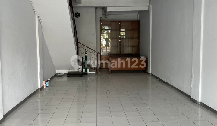 Ruko Cocok Usaha Ekspedisi Atau Kantor, 900 Meter Ke Stasiun Klender 6