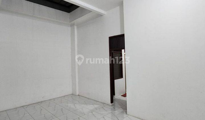 Rumah Baru Siap Huni di Komplek Taman Aries, 200 Meter Ke Jalan Raya Utama 2