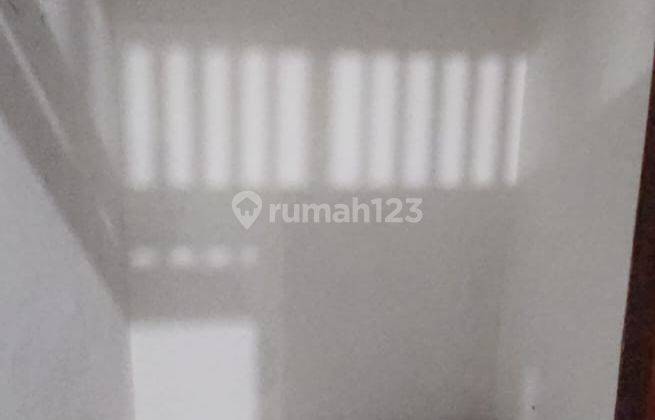 Rumah Baru Siap Huni di Komplek Taman Aries, 200 Meter Ke Jalan Raya Utama 10