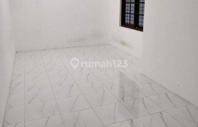 Rumah Baru Siap Huni di Komplek Taman Aries, 200 Meter Ke Jalan Raya Utama 18