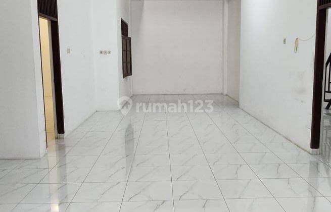 Rumah Baru Siap Huni di Komplek Taman Aries, 200 Meter Ke Jalan Raya Utama 25