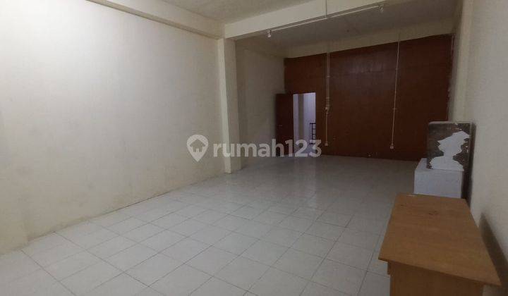 Ruko Super Strategis Pinggir Jalan Raya Area Gandaria 17