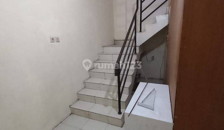 Ruko Super Strategis Pinggir Jalan Raya Area Gandaria 30