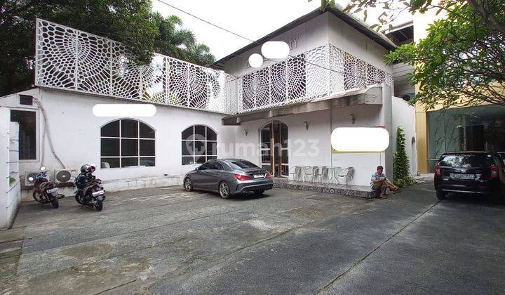 Rumah Bonus Ex Resto Pinggir Jalan Raya Area Pondok Labu 1