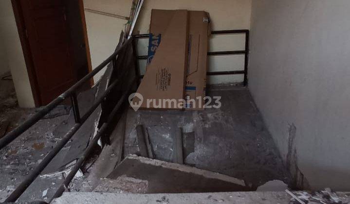 Cocok Kost Kostan, 45 Meter Ke Jalan Raya Saharjo, Akses 2 Mobil 4