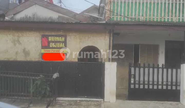 Rumah Akses Mobil Area Kawi Kawi, 600 Meter Ke Pasar Johar Baru