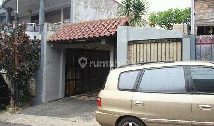 Rumah Ngantong Area Kebon Jeruk Pinggir Jalan, 300 Meter Ke Jalan Raya Kebayoran Lama 2