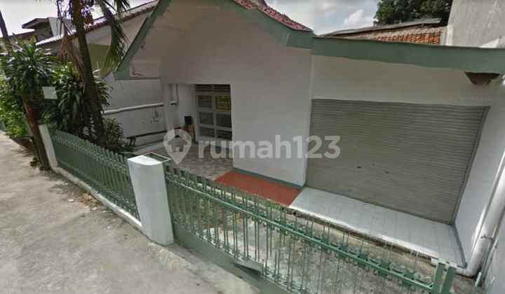 Rumah Akses 1 Mobil Masuk Gang di Jalan Nipah, 300 meter ke Jalan Prapanca Raya, Lingkungan Sepi dan Tenang