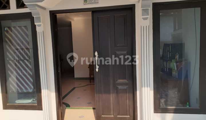 Rumah Masuk Gang, 300 Meter ke Jalan Asem Baris Raya