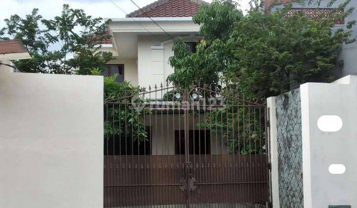 Rumah Pinggir Jalan Raya, 150 Meter Ke Kampus Binus 2