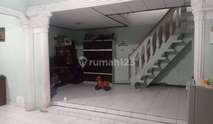 Rumah Lama Area Petojo, 900 Meter Ke Itc Roxy Mas 2