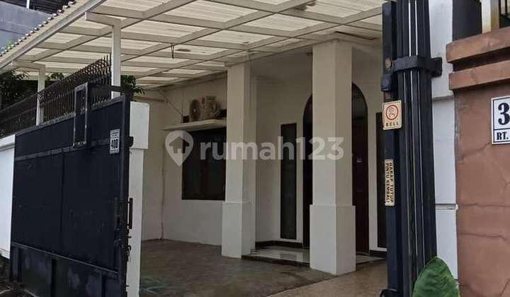 House Suitable for Living and Office in Duren Tiga Area, 750 Meters to Kalibata Main Road 2