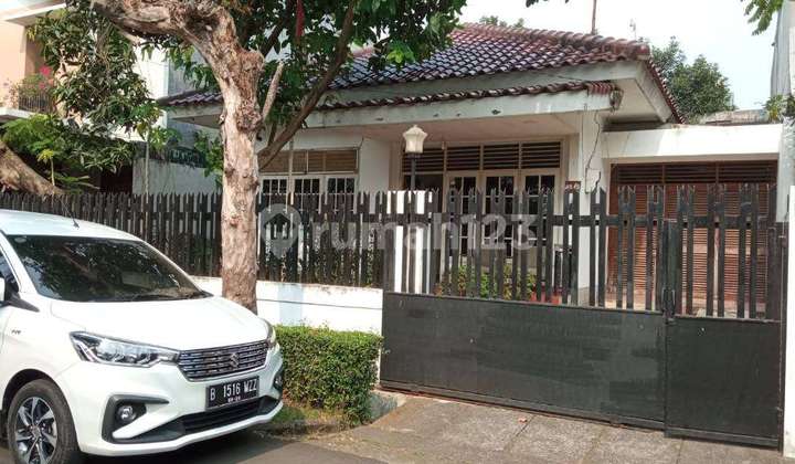 Comfortable House in Bintaro Sector 1 Complex Area 2
