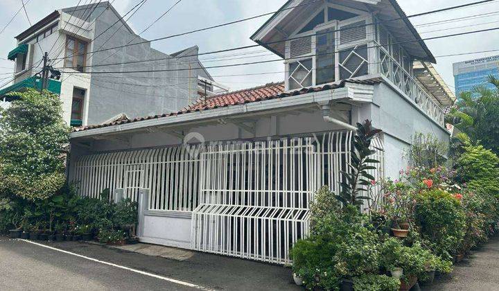 Rumah Hook Area Benhil, 850 Meter Ke Gatot Subroto 1