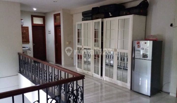 Rumah Dalam Komplek View Golf Pondok Indah , 350 Meter Ke Jalan Haji Nawi Raya 14