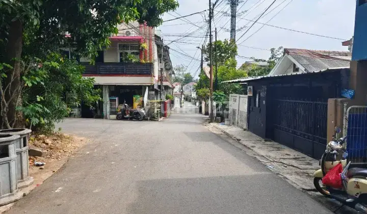 Rumah Hitung Tanah Area Bintaro Permai, 100 M Ke Jalan Raya Utama 2