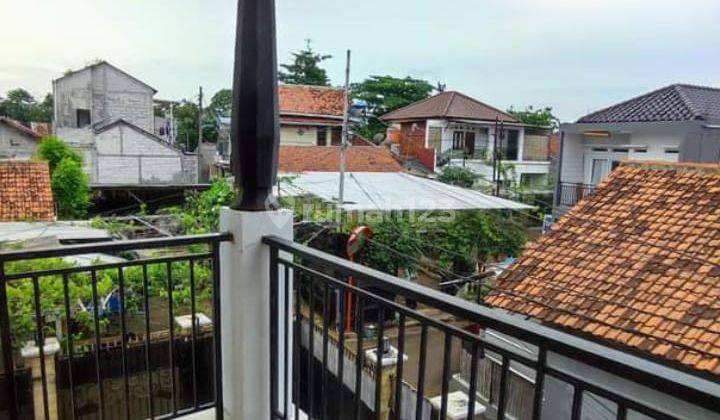 Rumah Masuk Gang Area Munjul, 100 M Ke Jalan Raya Malaka 2