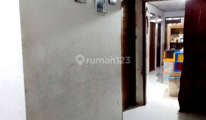 Rumah Bentuk L di Jalan Ramli, Depan Sekolah Asisi Menteng Dalam 2