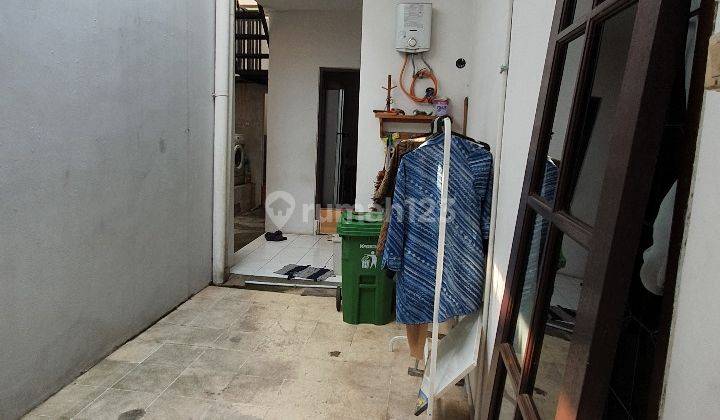 Rumah Hook di Jln Sambas, 350 M Ke Mrt Blok M 2