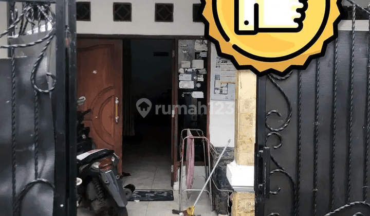 Rumah Masuk Gang Motor, 200 M Ke Lenteng Agung Raya 2