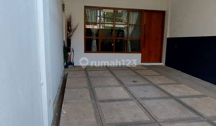 Rumah Furnished bonus rooftop, 100 m ke Kebagusan Raya 2