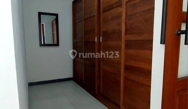 Rumah Furnished bonus rooftop, 100 m ke Kebagusan Raya 2