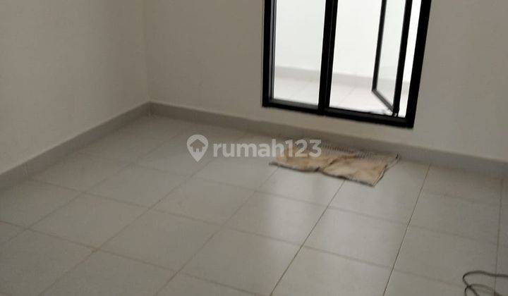 Rumah 20x12.5 Pinggir Jalan Bisa Tinggal Usaha, 1 Km Ke Superindo Bintaro 2