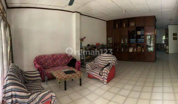 Rumah Tua Masuk Komplek Area Jalan Anggrek, 750 Meter Ke Jalan Letjen S Parman 2